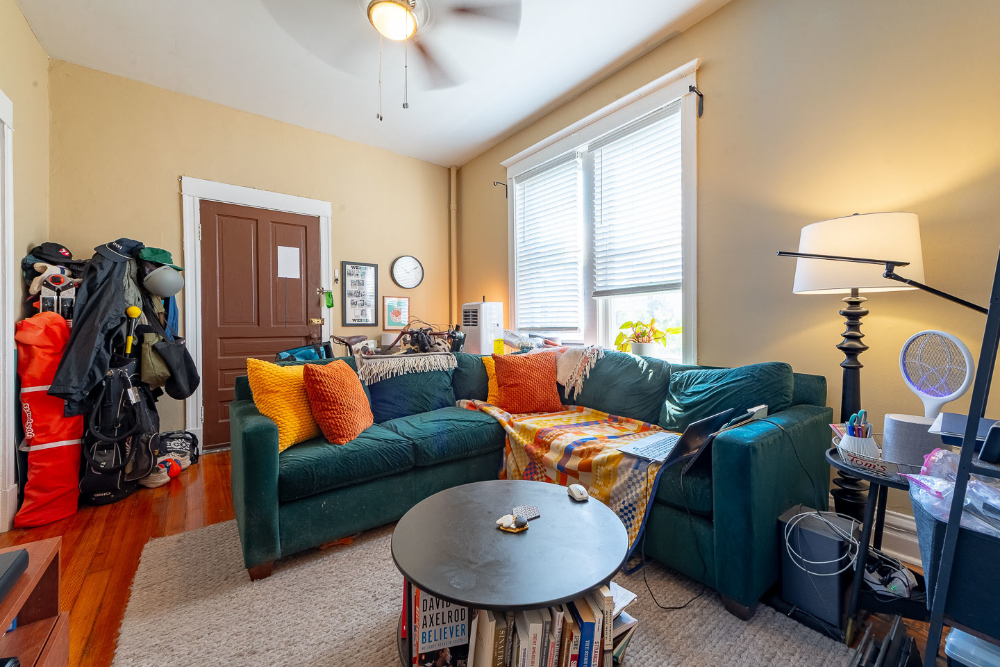 2955 N Spaulding Avenue