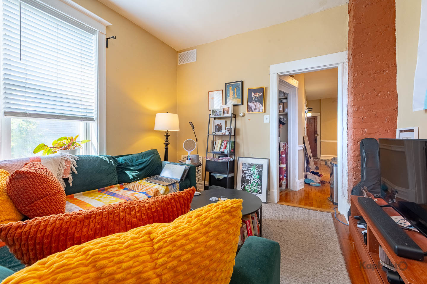 2955 N Spaulding Avenue