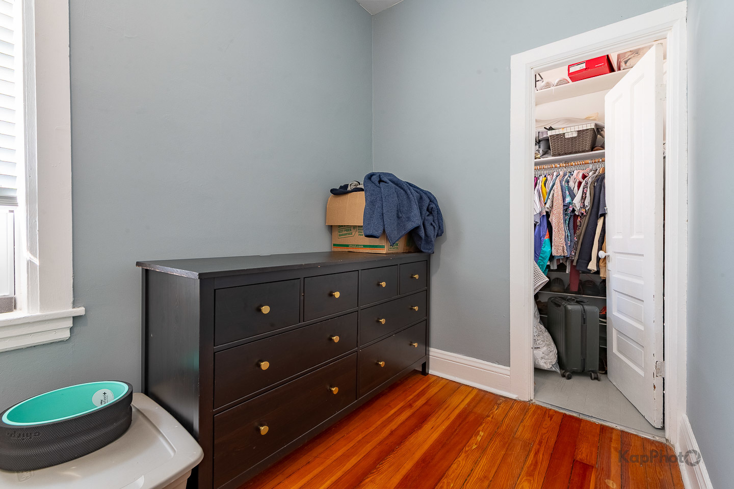 2955 N Spaulding Avenue