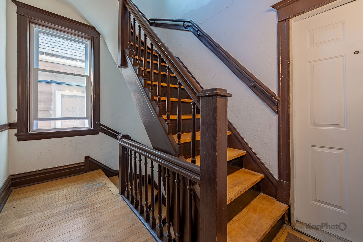 2955 N Spaulding Avenue