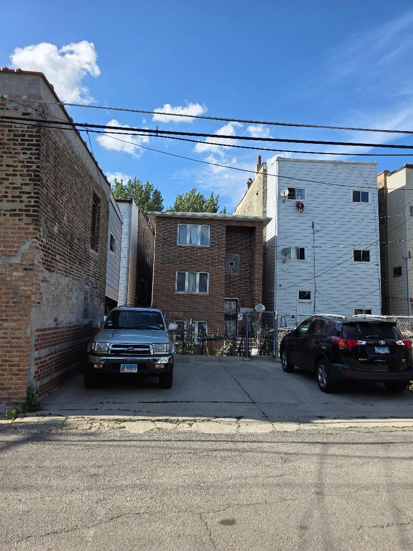 251 W 24th Street Unit: 1