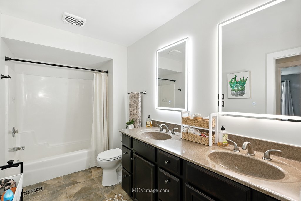 10015 Cambridge Drive