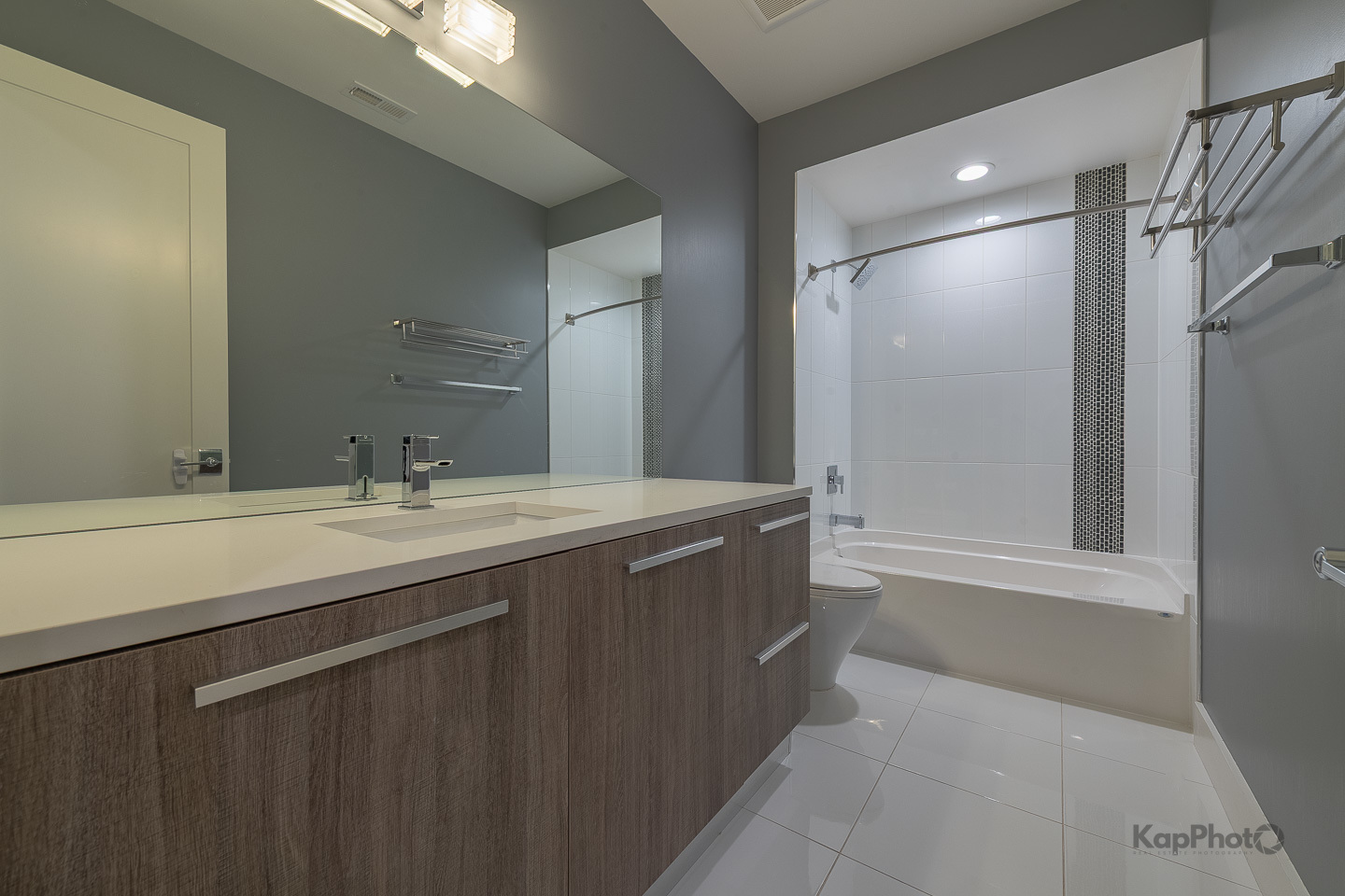 1146 W Hubbard Street Unit: 1E