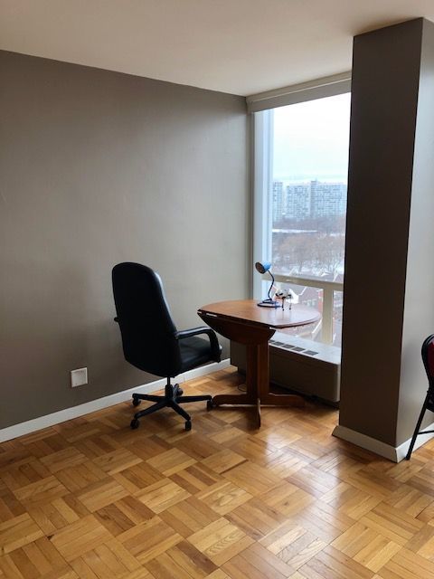 601 E 32nd Street Unit: 1008