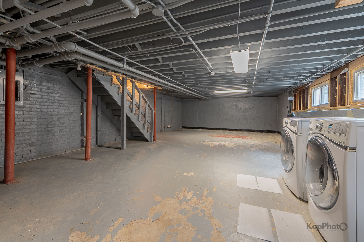 818 N La Grange Road Unit: 1