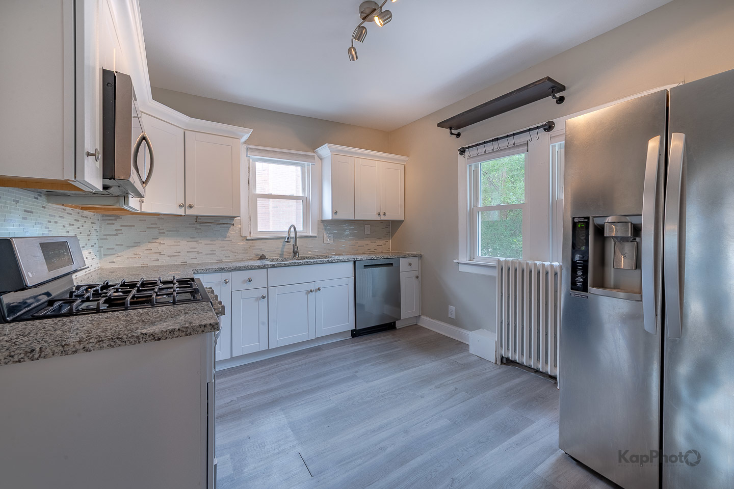 818 N La Grange Road Unit: 1