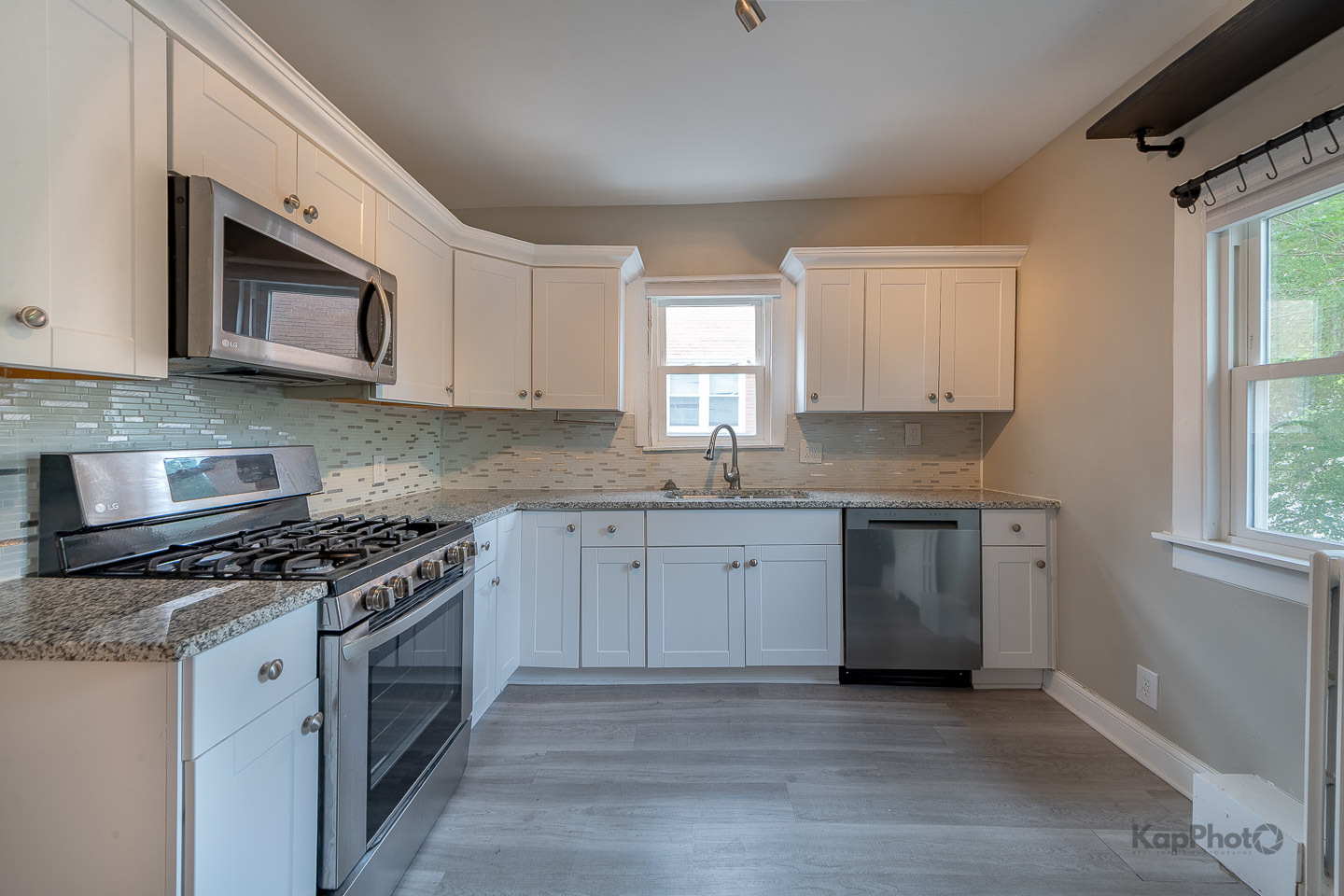 818 N La Grange Road Unit: 1