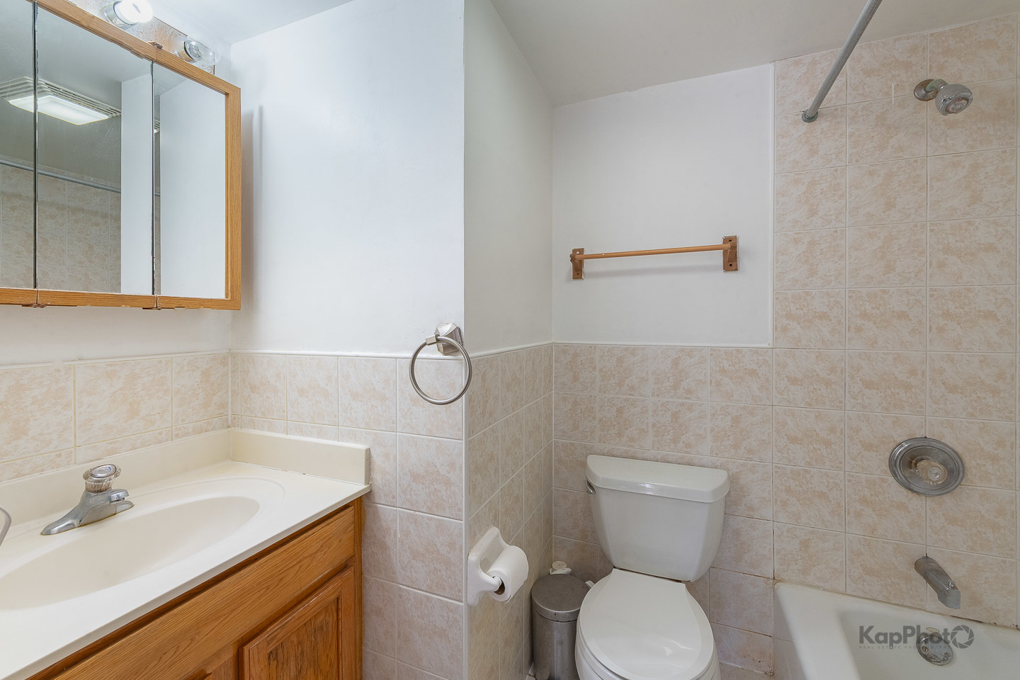 475 W 24th Street Unit: 2A