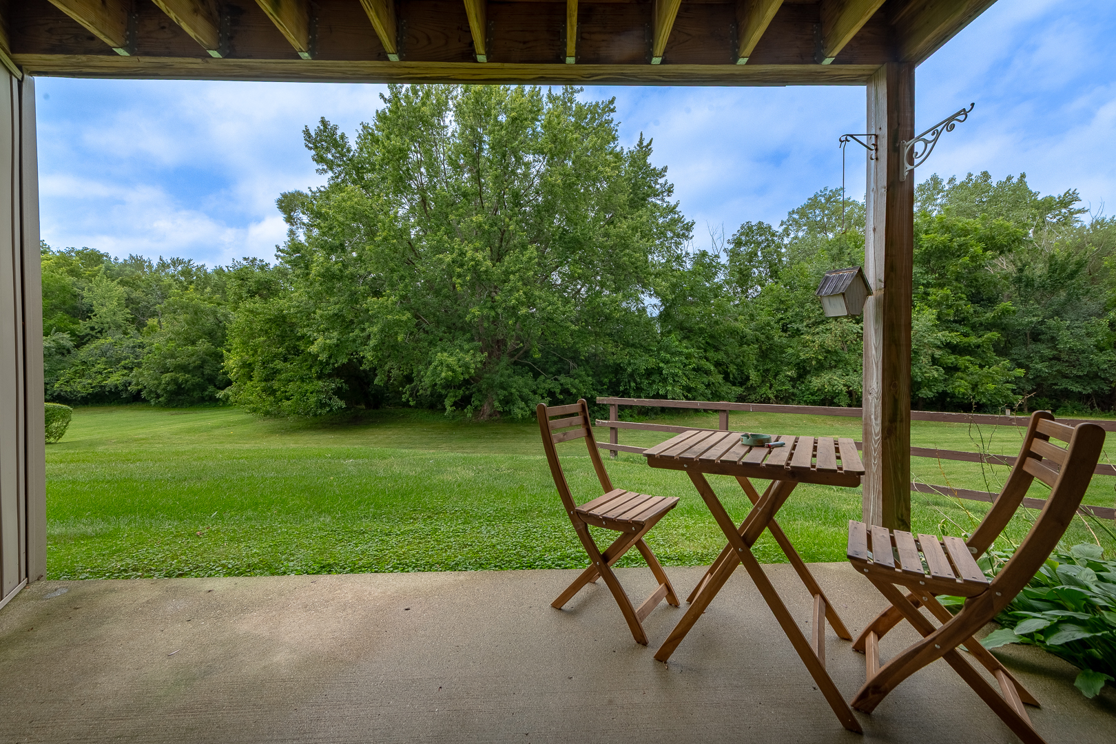 1840 W Highland Avenue Unit: E-104