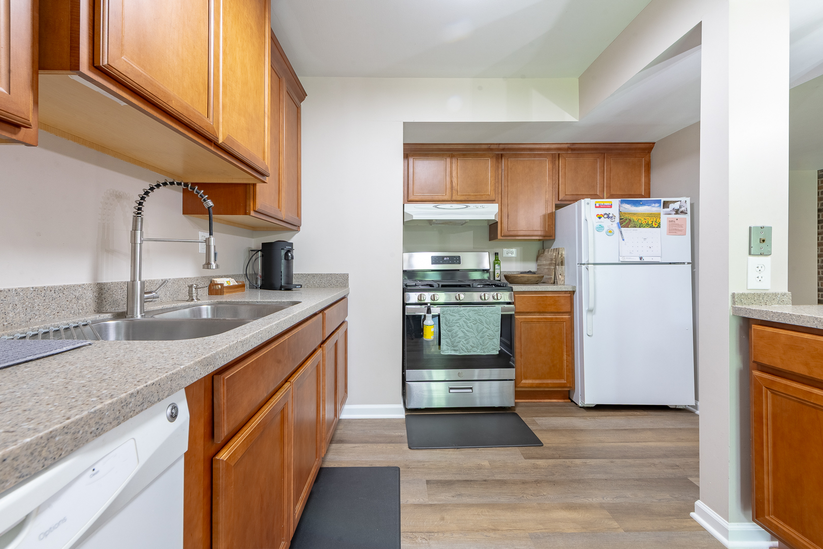 1840 W Highland Avenue Unit: E-104