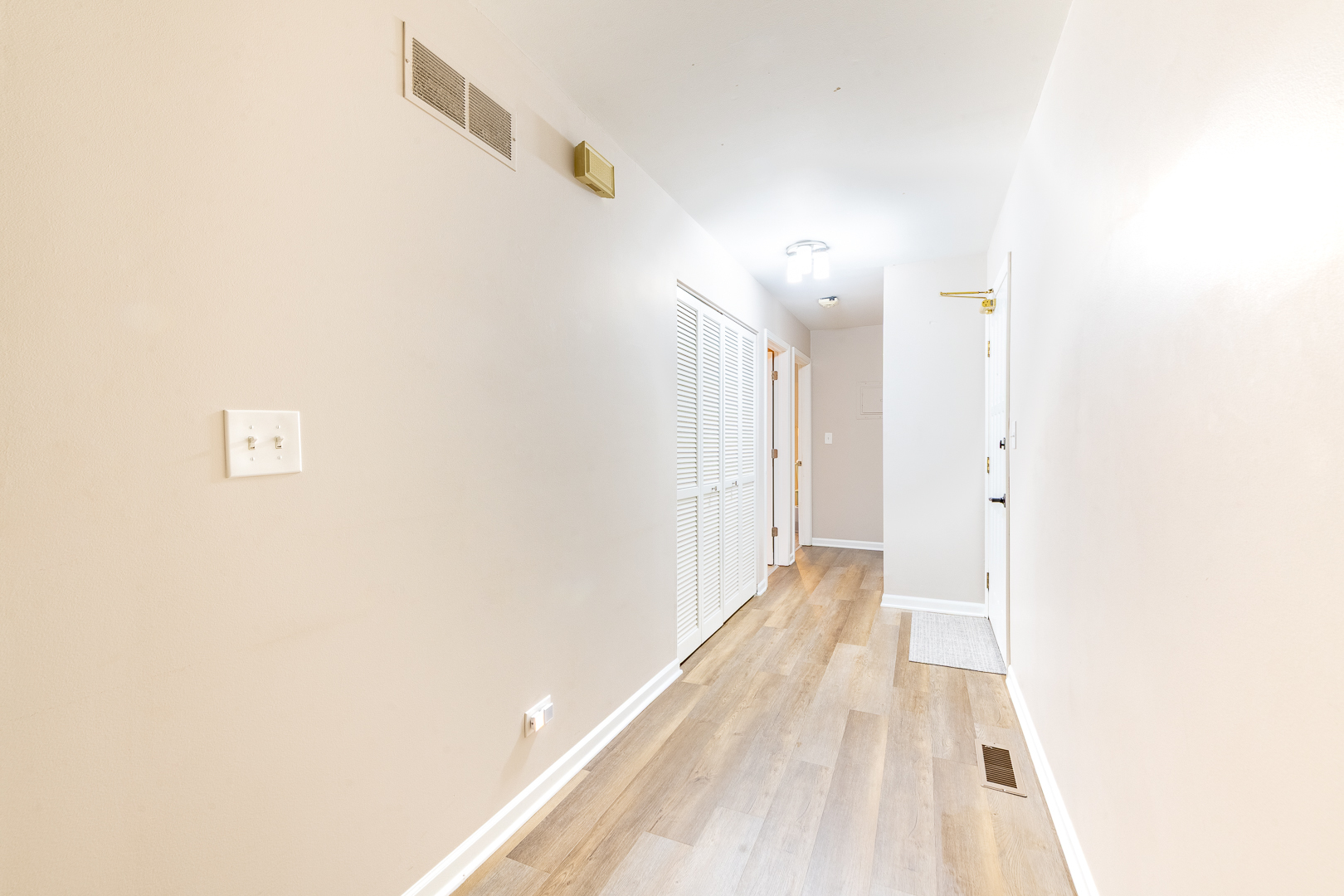 1840 W Highland Avenue Unit: E-104