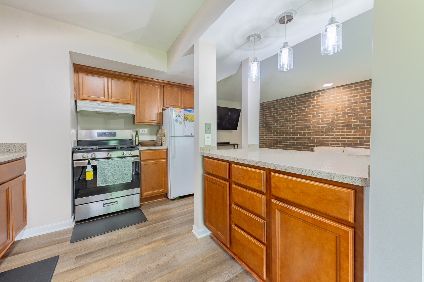 1840 W Highland Avenue Unit: E-104