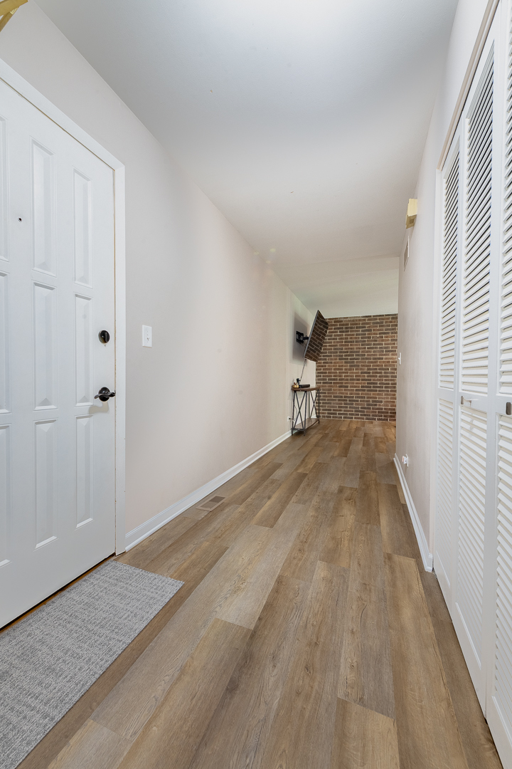 1840 W Highland Avenue Unit: E-104