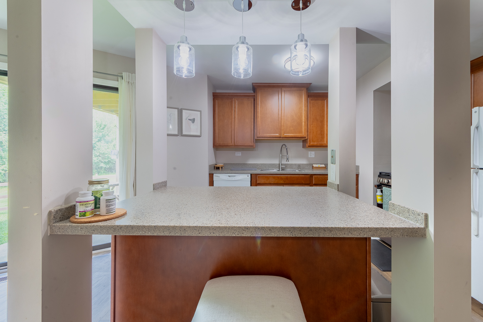 1840 W Highland Avenue Unit: E-104