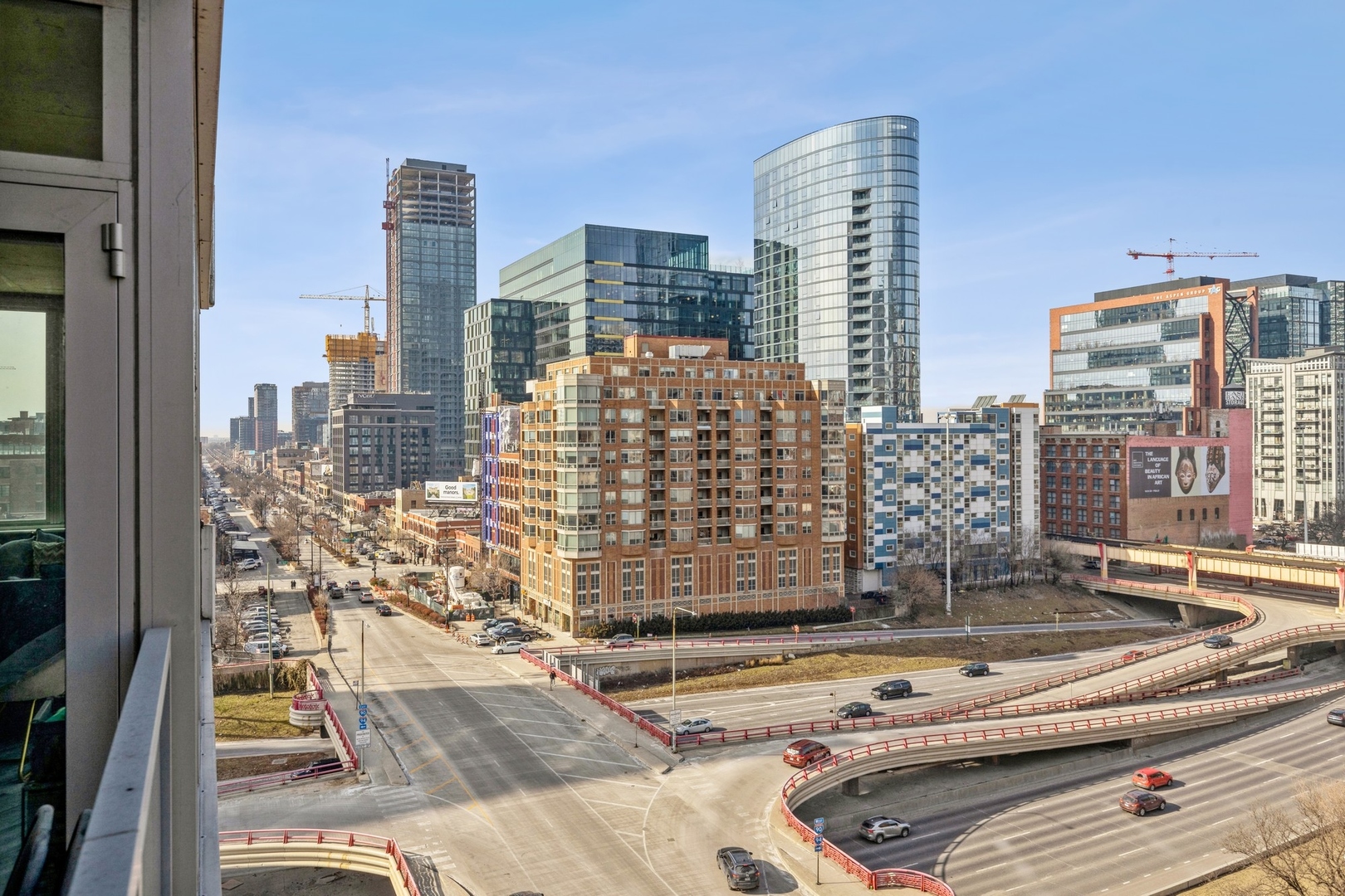 659 W Randolph Street Unit: 909