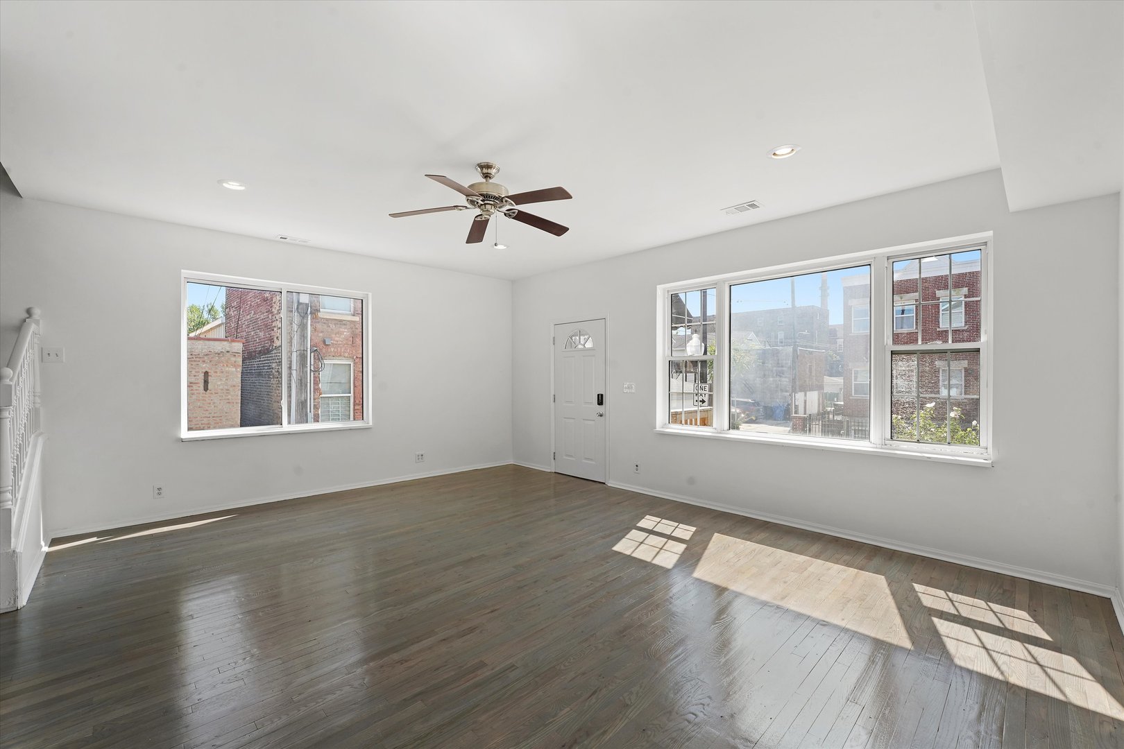 1156 W 19th Place Unit: 2