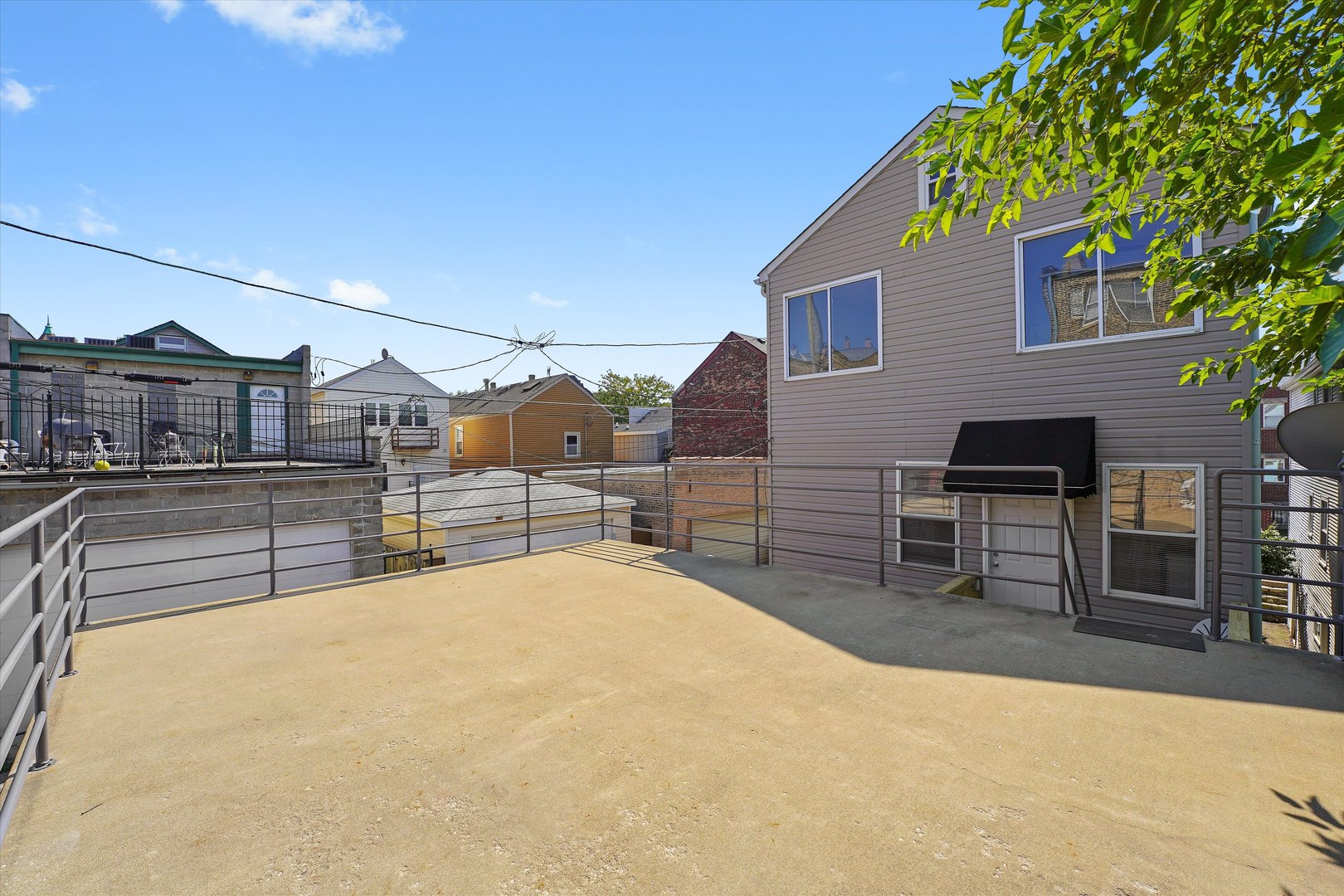 1156 W 19th Place Unit: 2