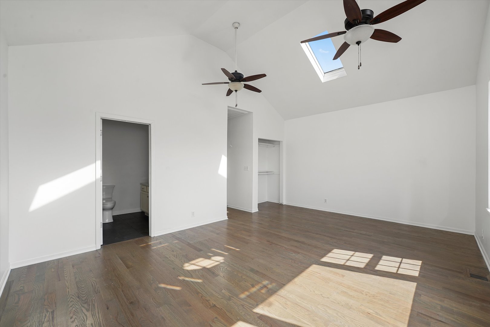 1156 W 19th Place Unit: 2