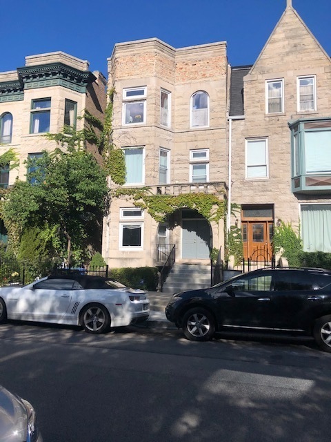 4457 S Oakenwald Avenue Unit: 2