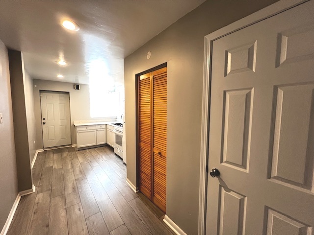 4457 S Oakenwald Avenue Unit: 2