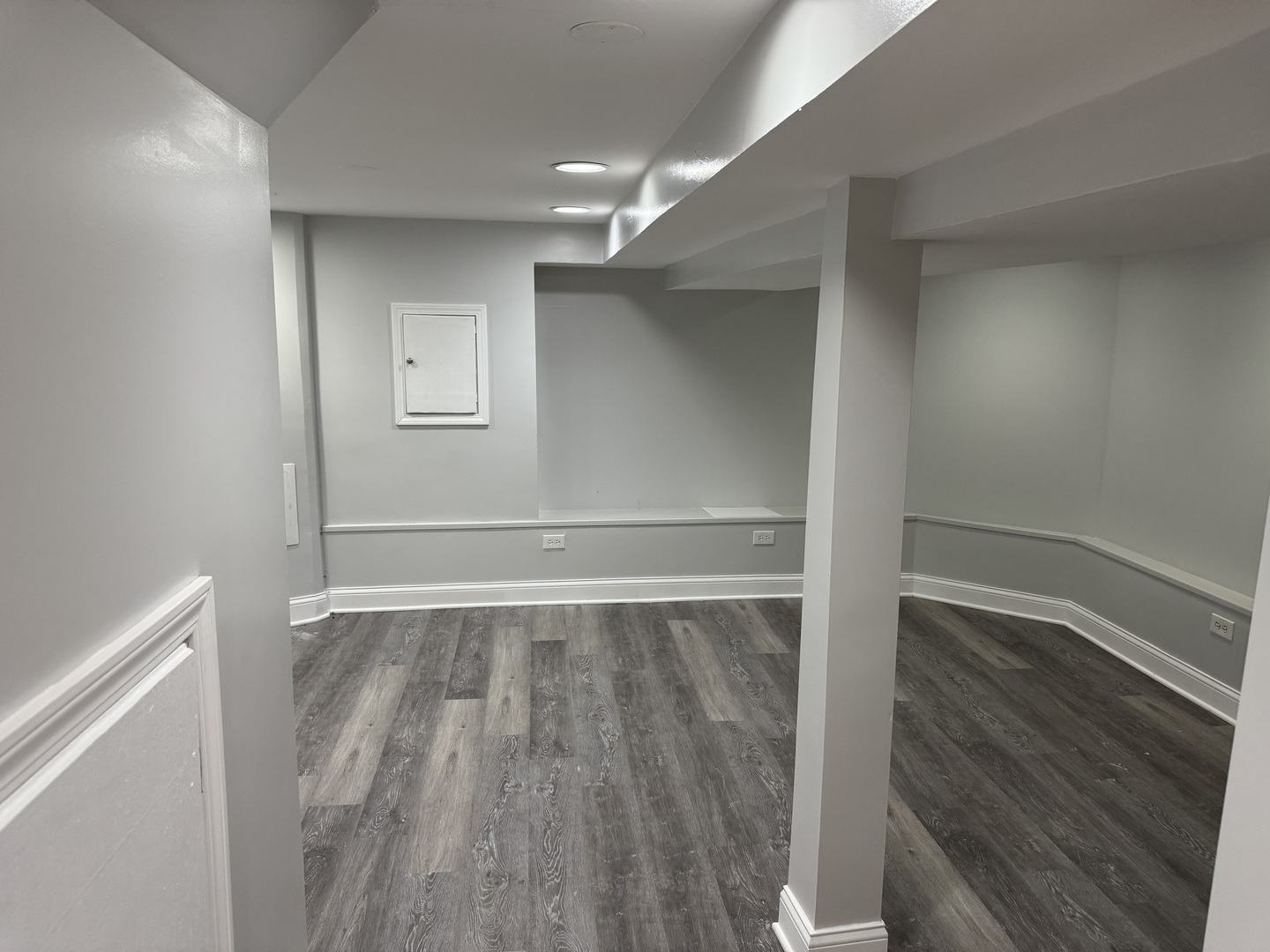 7316 S Woodlawn Avenue