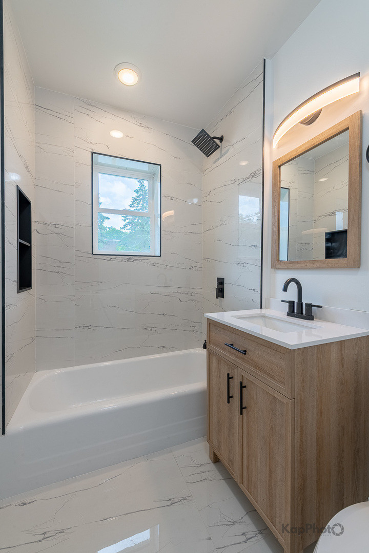 11956 S Harvard Avenue