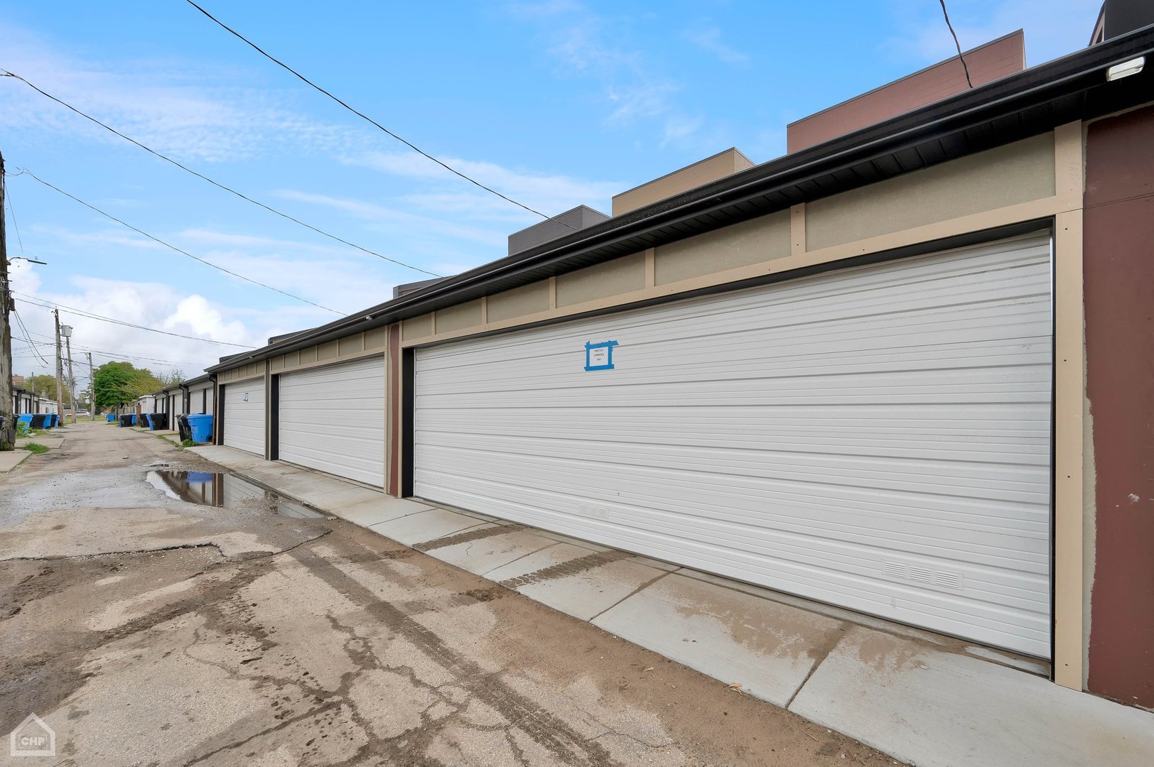 4609 S Saint Lawrence Avenue Unit: 201