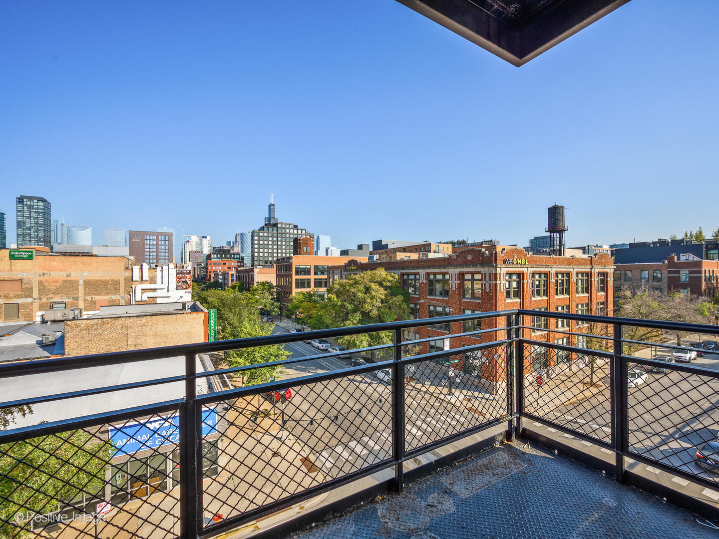 1260 W WASHINGTON Boulevard Unit: 404