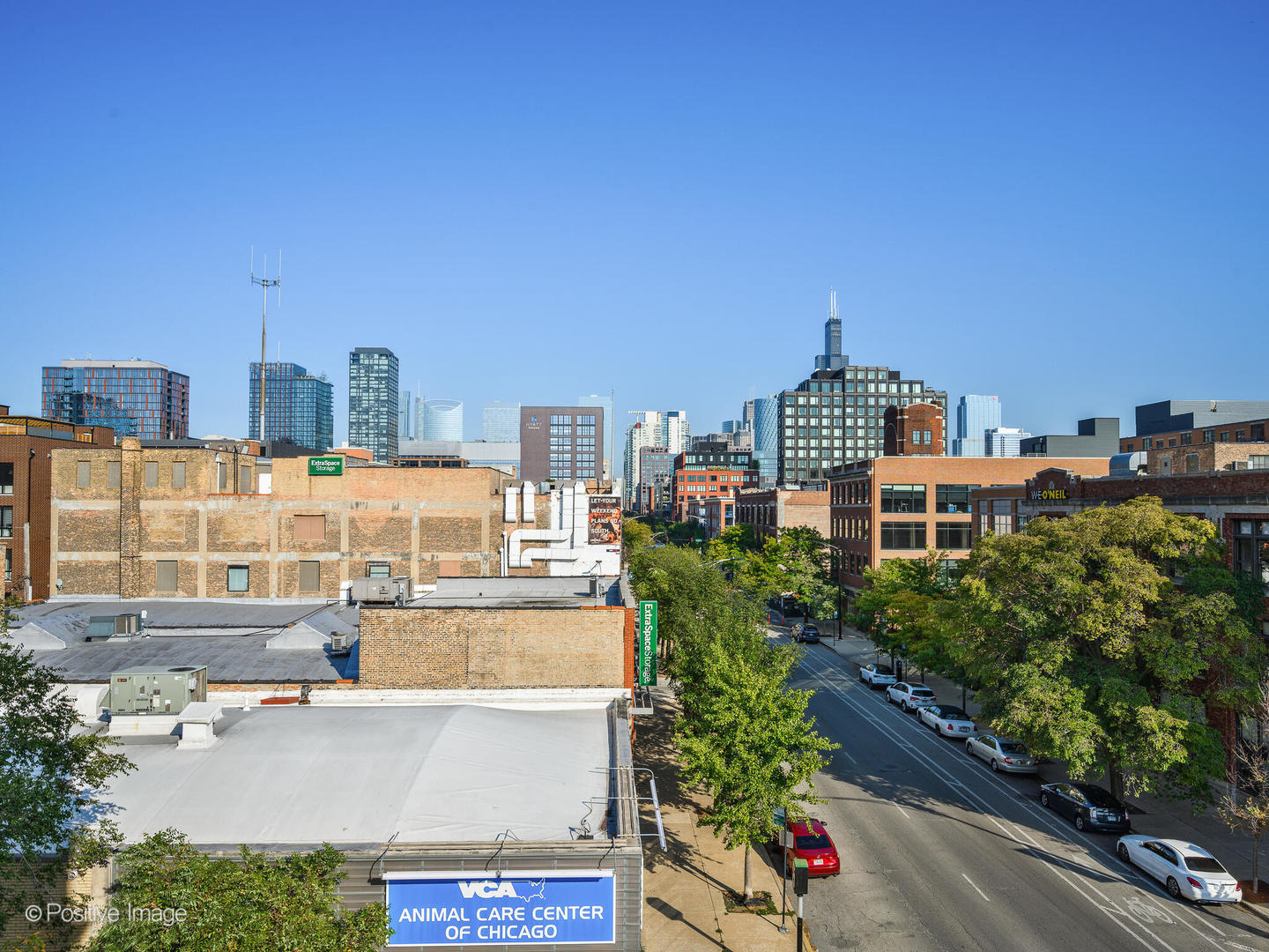 1260 W WASHINGTON Boulevard Unit: 404