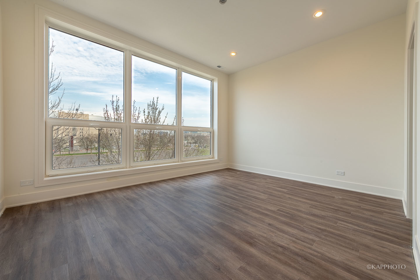 18 S Seeley Avenue Unit: 3