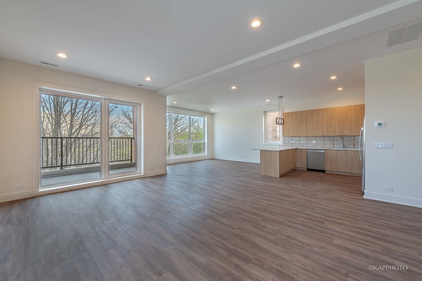 18 S Seeley Avenue Unit: 3