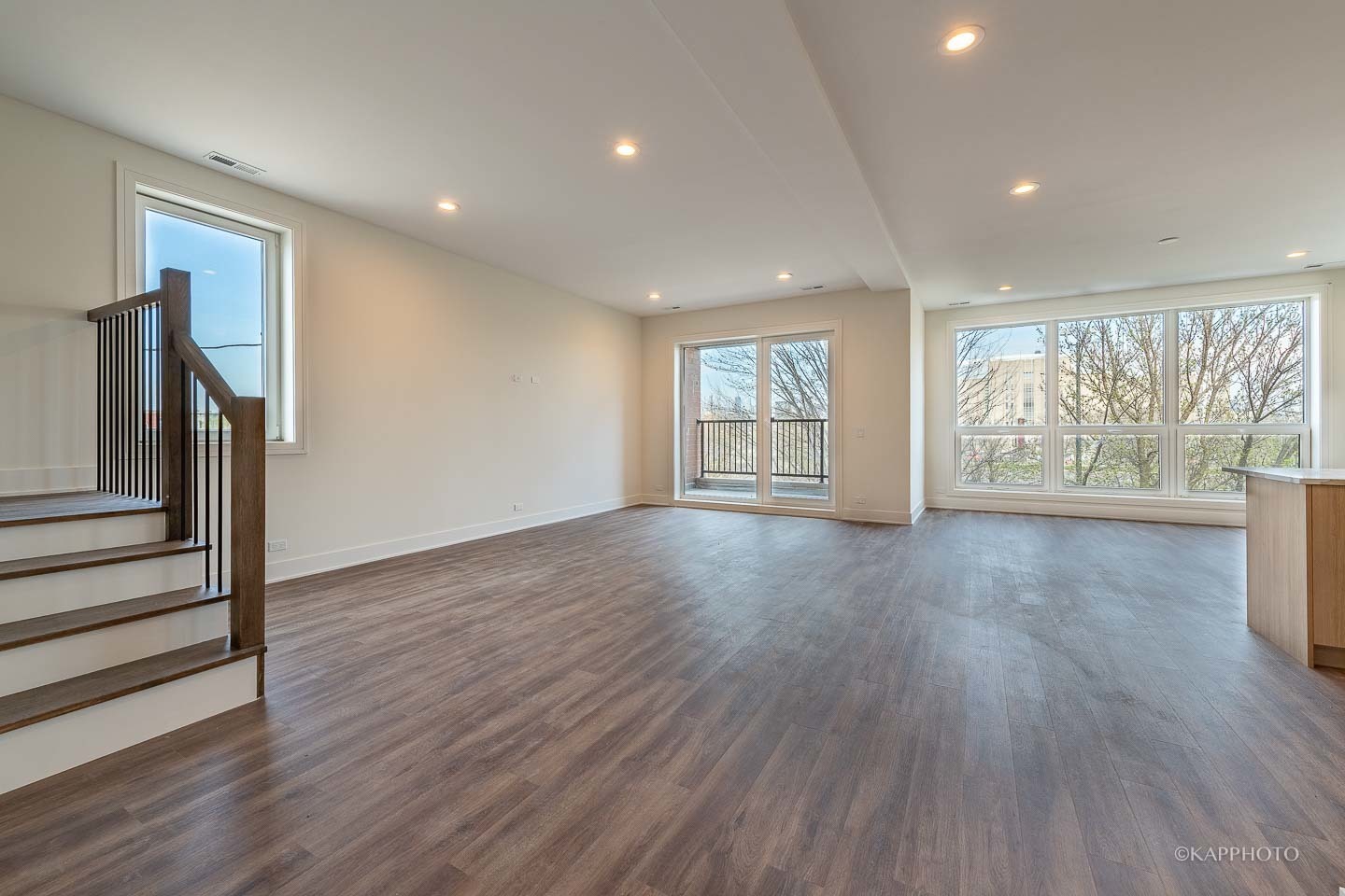 18 S Seeley Avenue Unit: 3