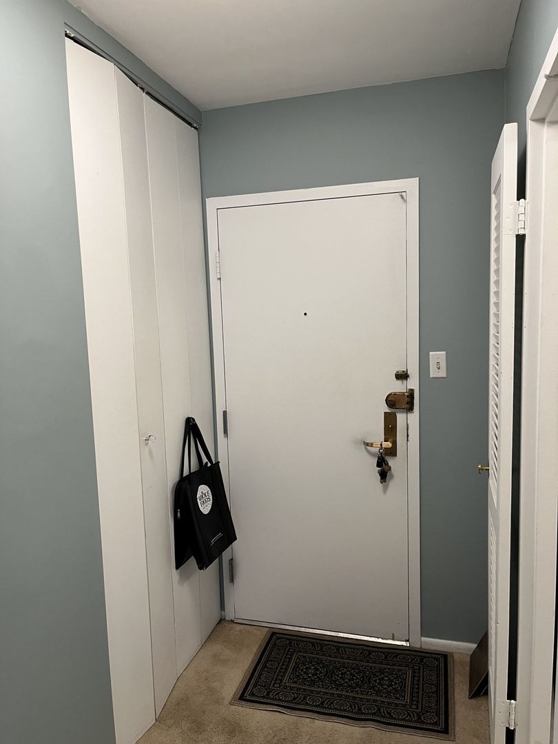 777 N Michigan Avenue Unit: 2108
