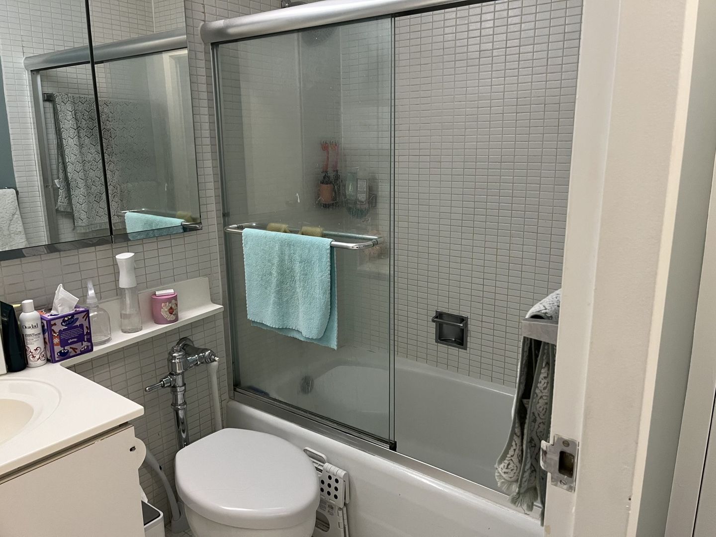 777 N Michigan Avenue Unit: 2108