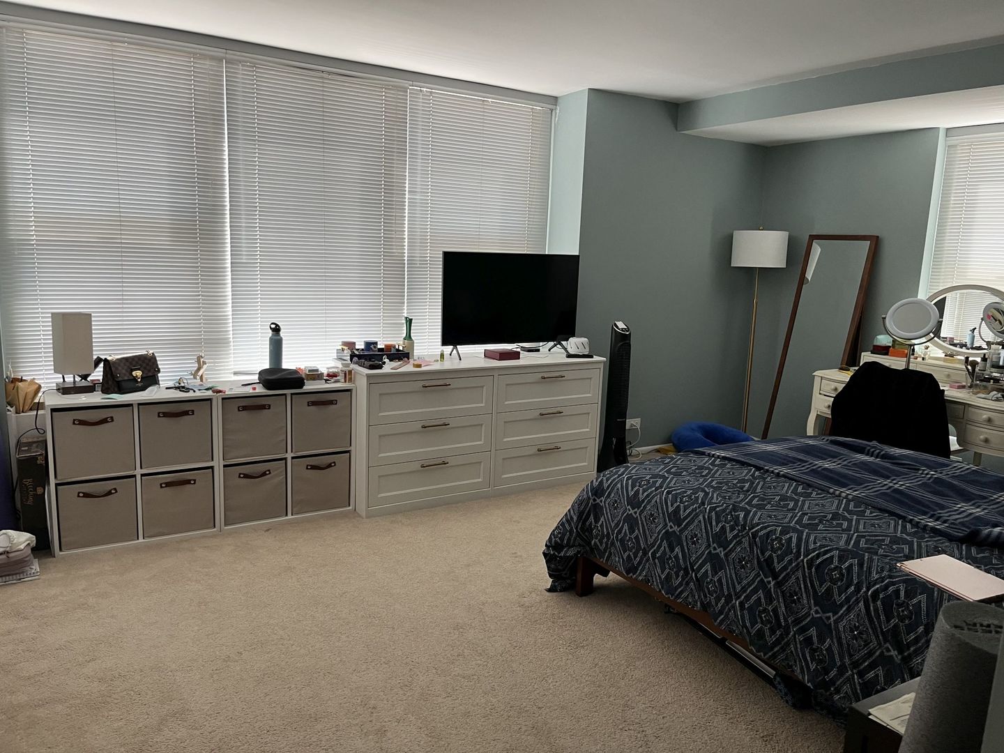 777 N Michigan Avenue Unit: 2108