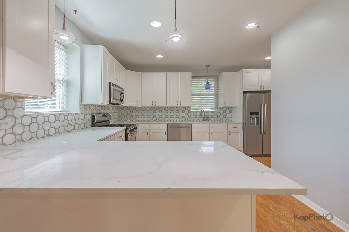 1926 N Sawyer Avenue