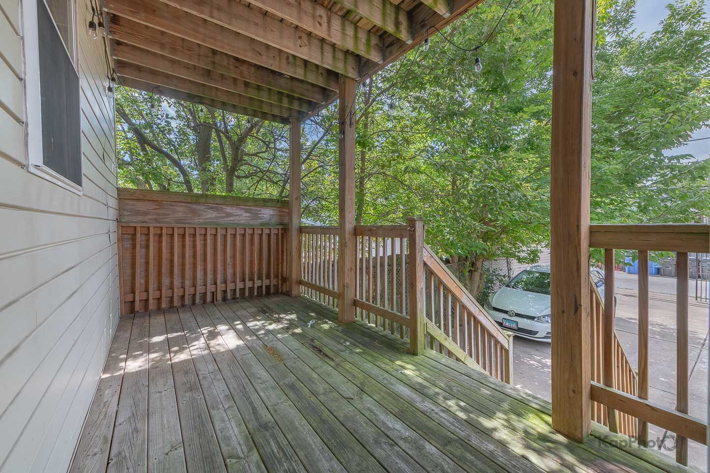 1926 N Sawyer Avenue