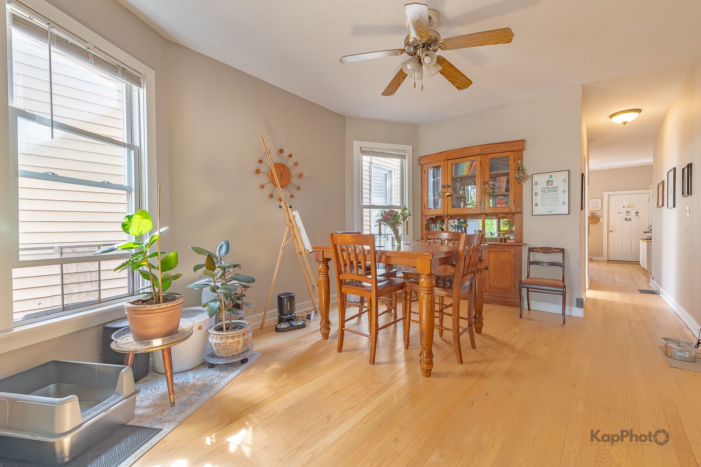 1926 N Sawyer Avenue