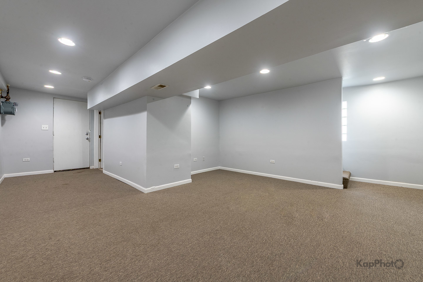 1926 N Sawyer Avenue