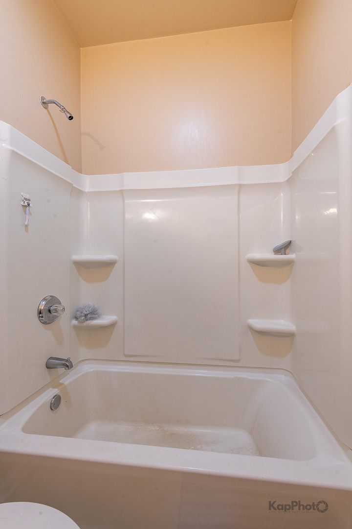 4024 W Wilcox Street