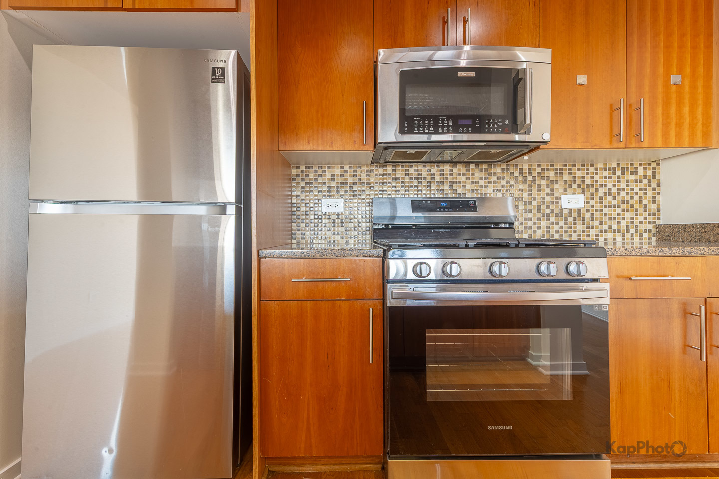 611 S Wells Street Unit: 2406