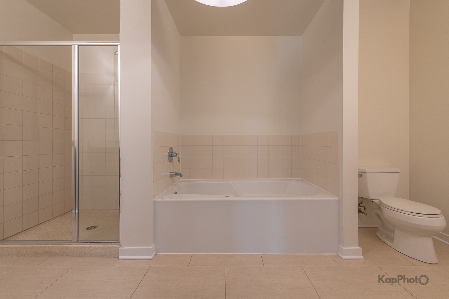 611 S Wells Street Unit: 2406