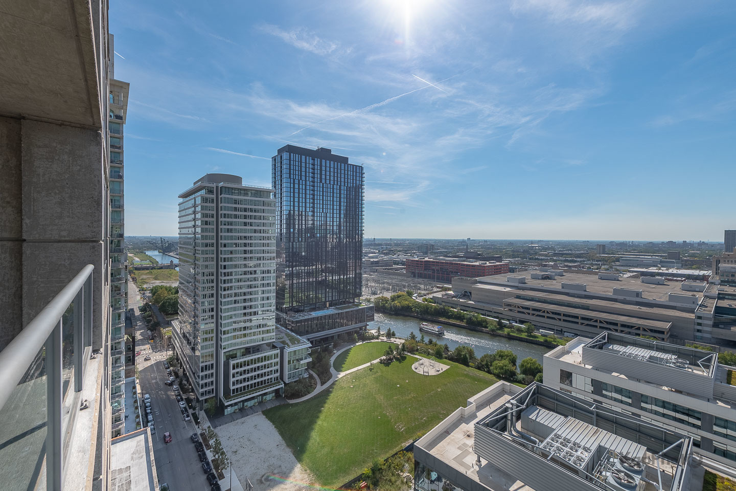 611 S Wells Street Unit: 2406