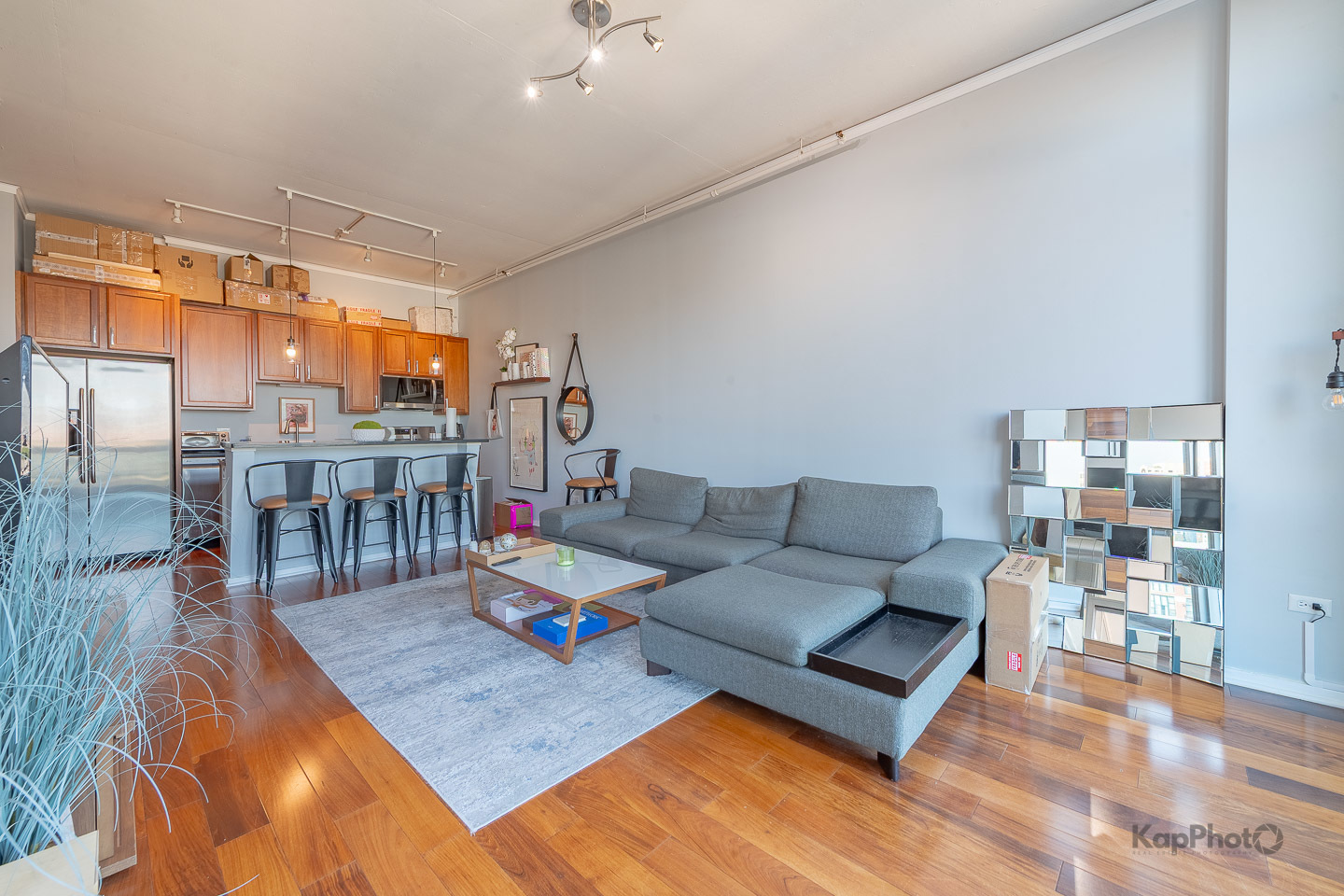 1819 S Michigan Avenue Unit: 601
