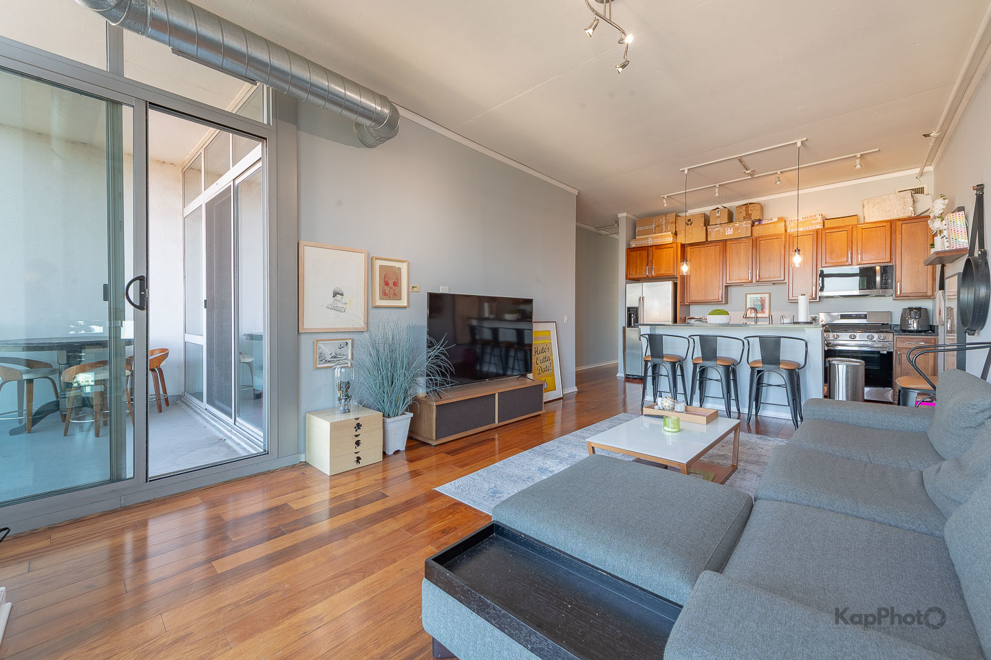 1819 S Michigan Avenue Unit: 601