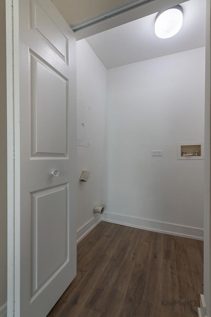 4407 S Wallace Street