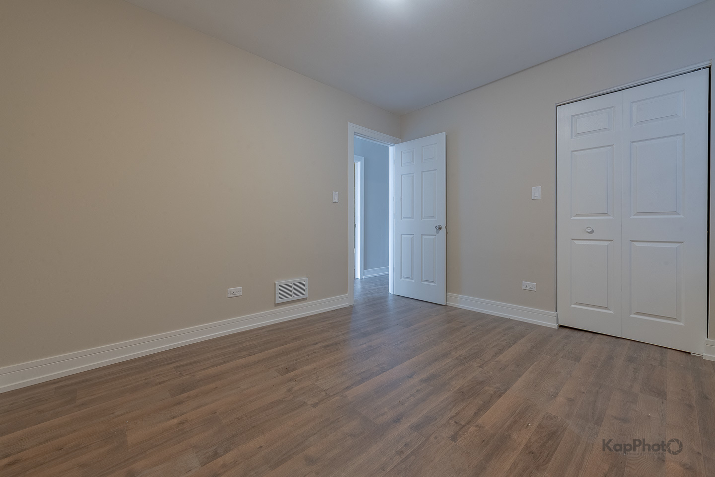 4407 S Wallace Street