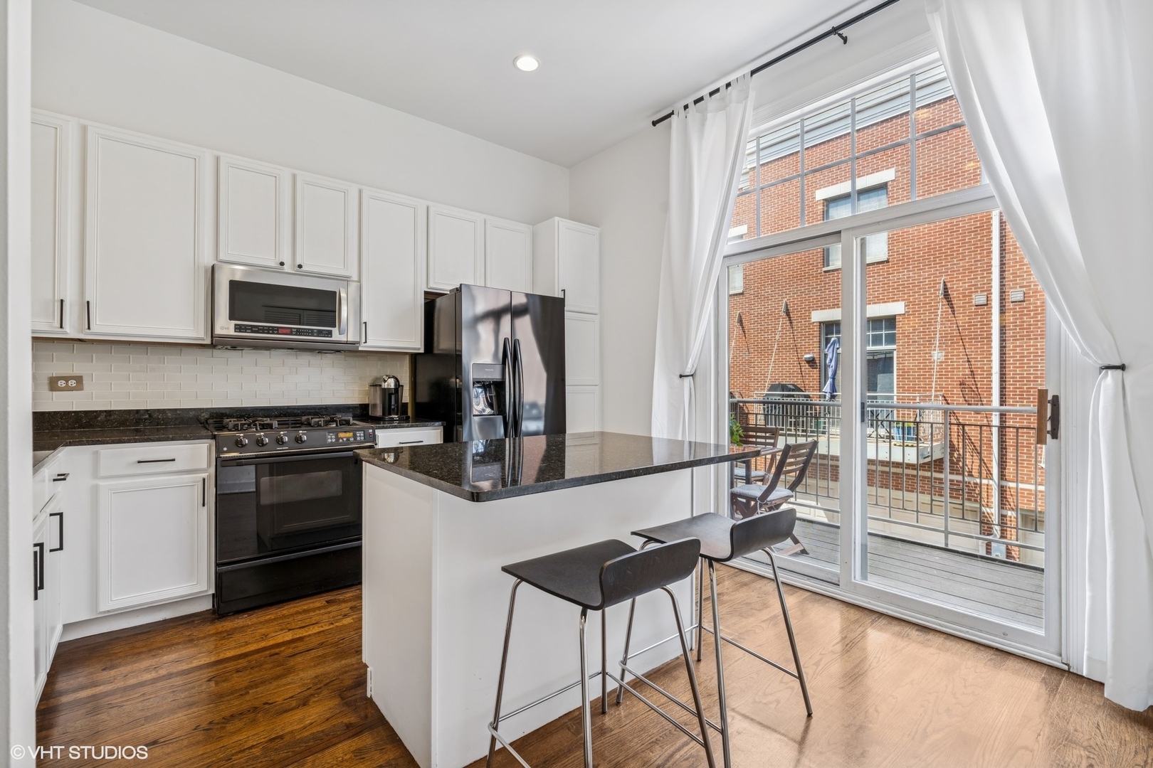 1066 W Fry Street
