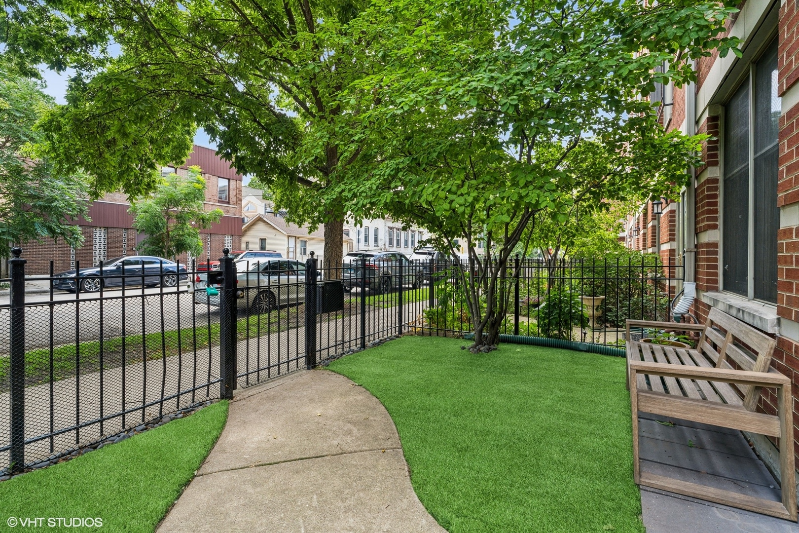 1066 W Fry Street