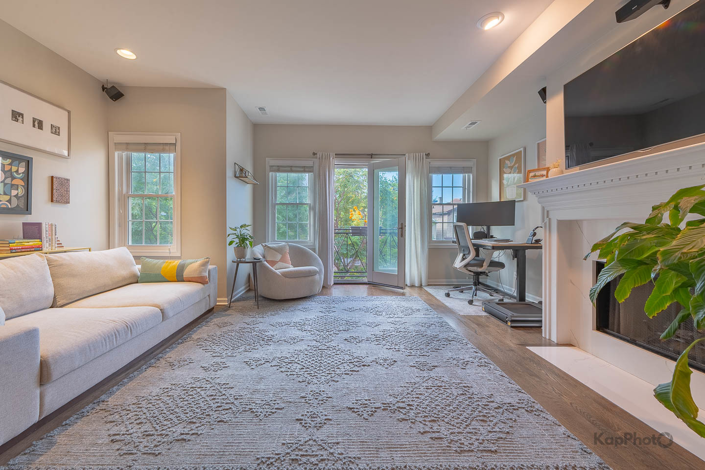 1244 W Ohio Street Unit: 2W